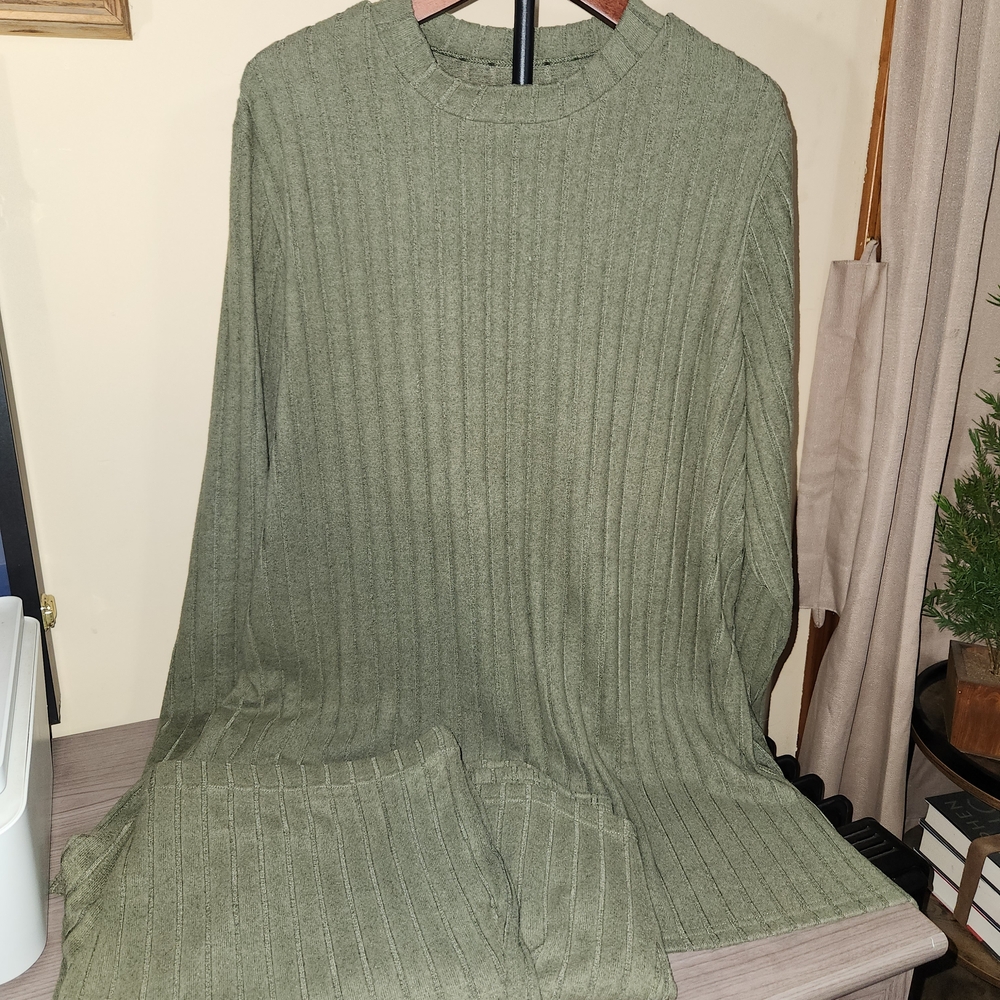 Shein 4X Green Ribbed Knit Sweater and Pants Set